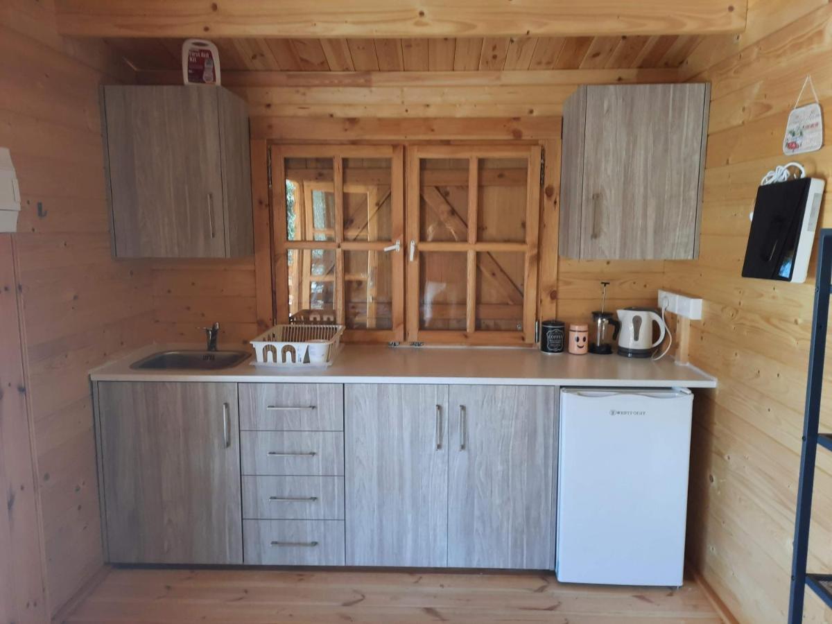 Cyprus Glamping Park Hotel Agios Theodoros ภายนอก รูปภาพ